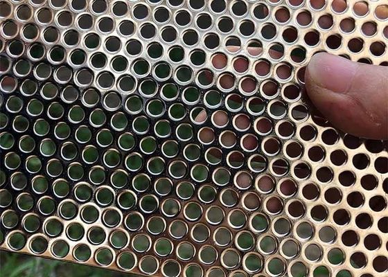 دو طرح طرح سوراخ برای صفحه های سوراخ شده دایره ای راست و متراکم