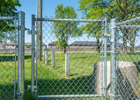 25mm 3mm قطر گالوانیزه زنجیره ای لینک حصار سیم فولاد کربن پایین